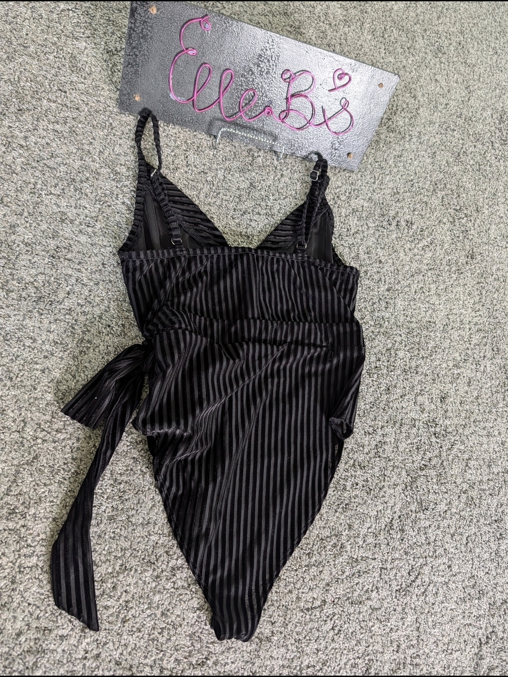 Euc Forever 21 Black Velvet-Striped Bodysuit S